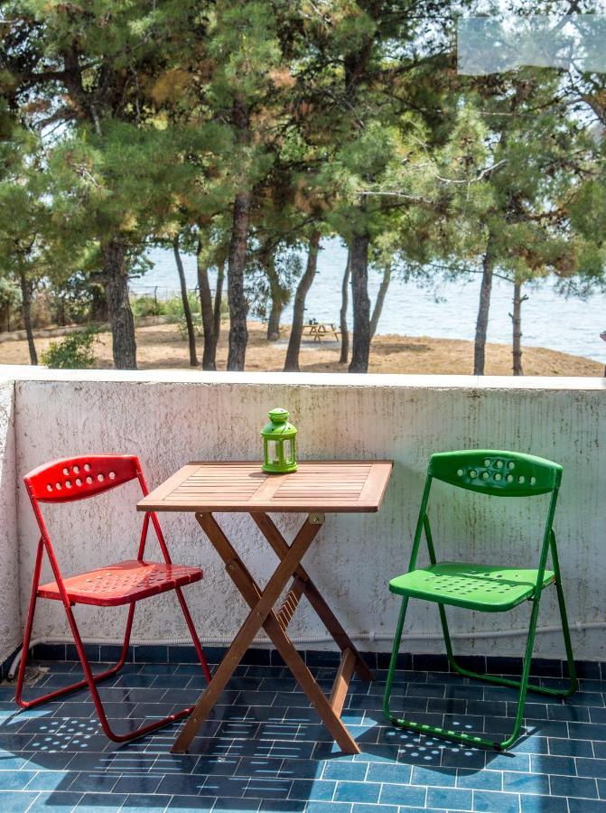 Summerday Villa Private Beach Nea Iraklia Exterior photo